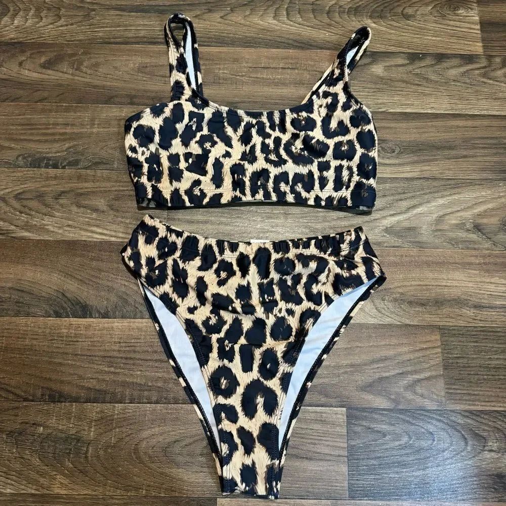 Leopard print high waisted bikini